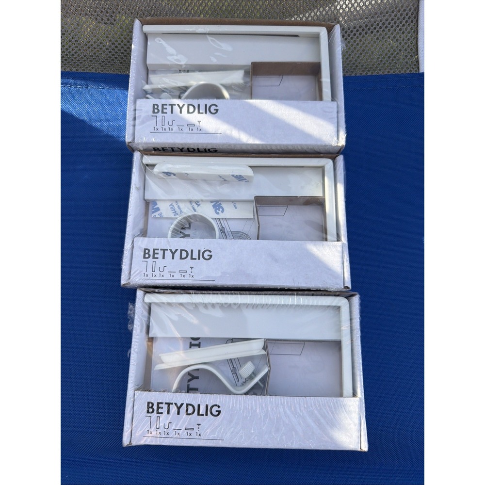 IKEA Betydlig Curtain Rod Holder Bracket White 302.198.89 Lot of 3